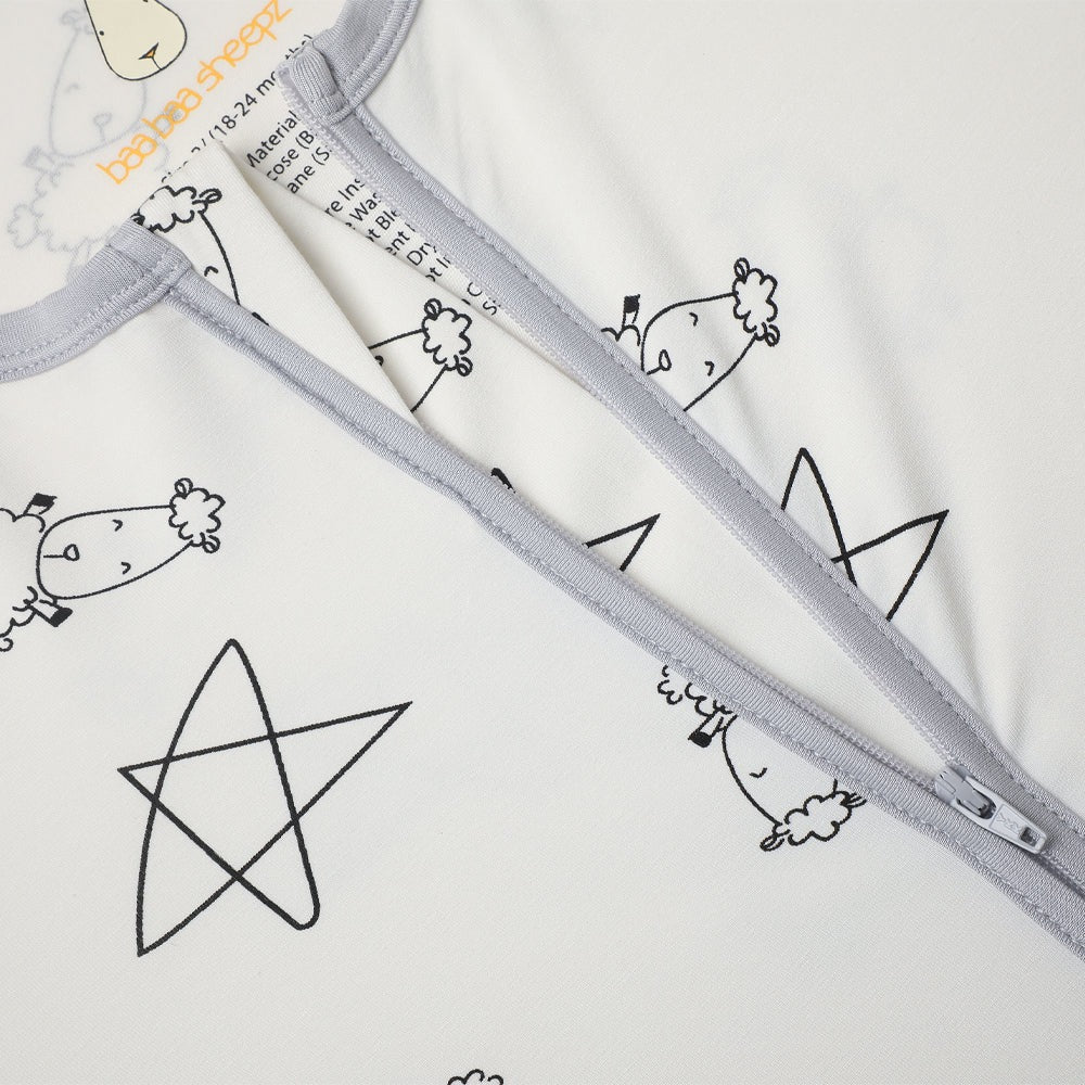 Baabaasheepz Wearable Blanket Zip Cute Big Star & Sheepz White - 0-6 BULAN